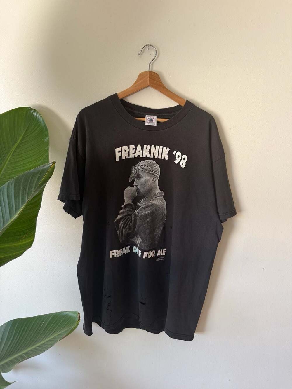 Delta Pro Weight Tupac Freaknik '98 Size XL Black T-Shirt